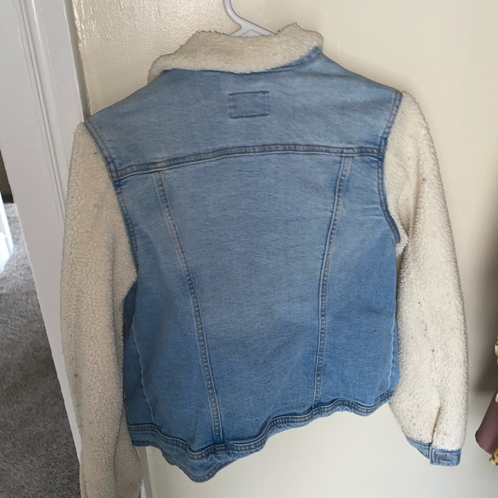 Universal Thread Jacket - Picture 2 of 3
